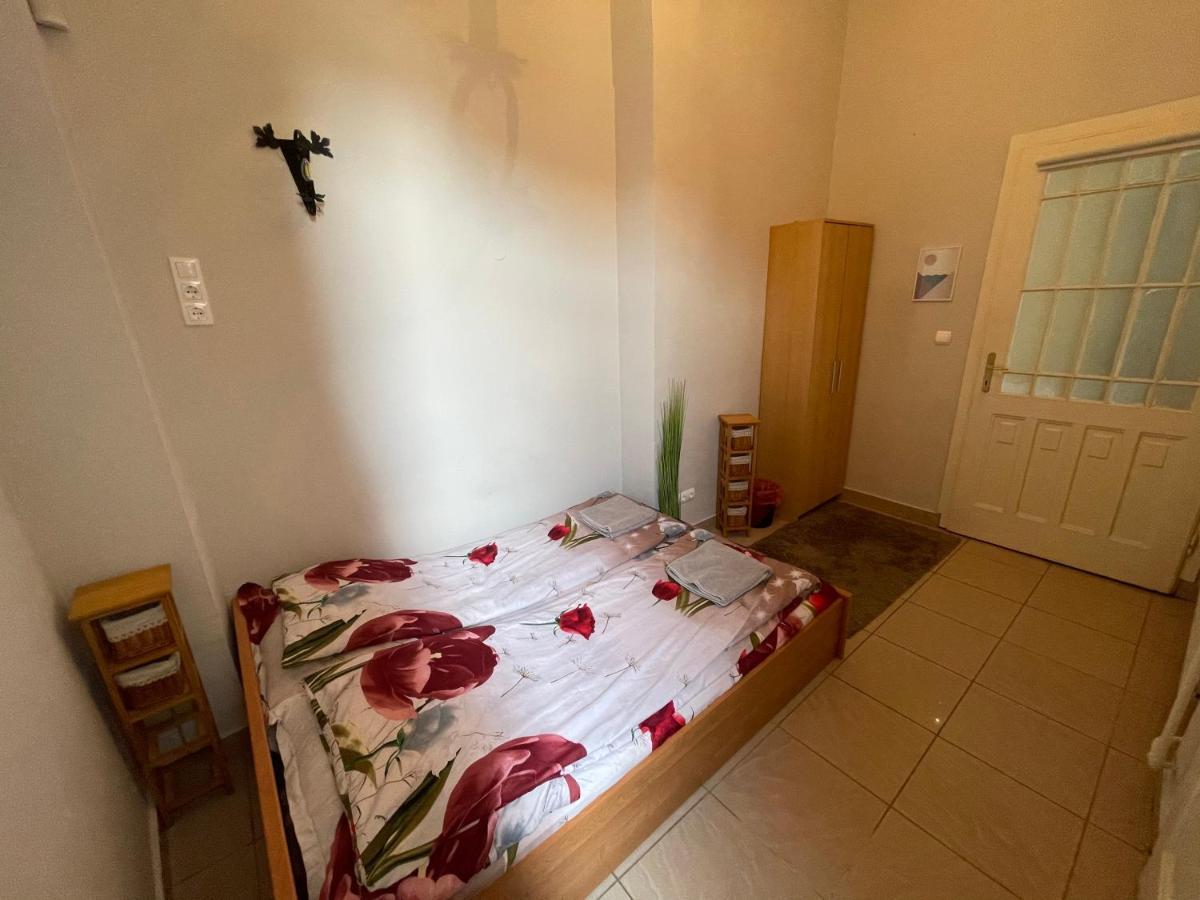 Apartament Lyrius Vendeghaz - Debreczyn Zewnętrze zdjęcie