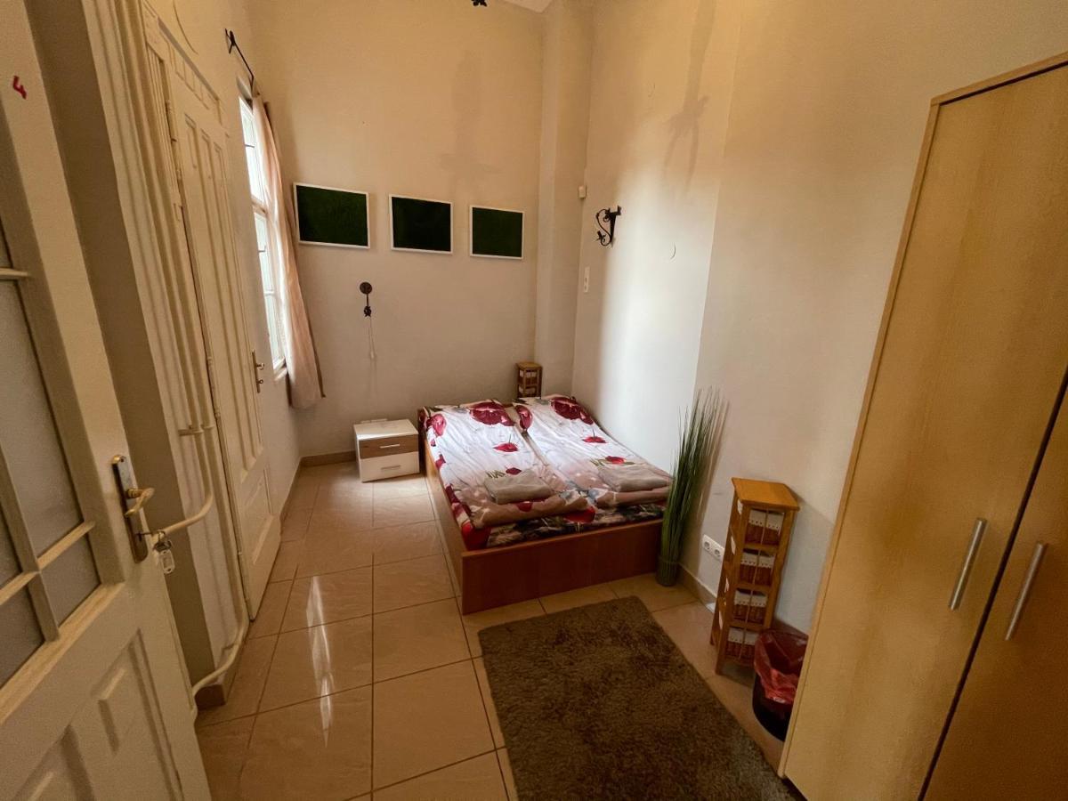 Apartament Lyrius Vendeghaz - Debreczyn Zewnętrze zdjęcie