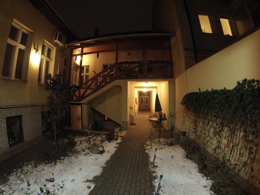 Apartament Lyrius Vendeghaz - Debreczyn Zewnętrze zdjęcie