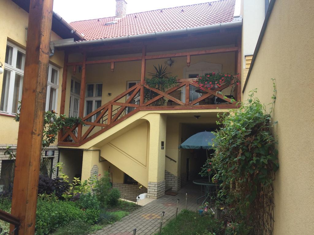 Apartament Lyrius Vendeghaz - Debreczyn Zewnętrze zdjęcie