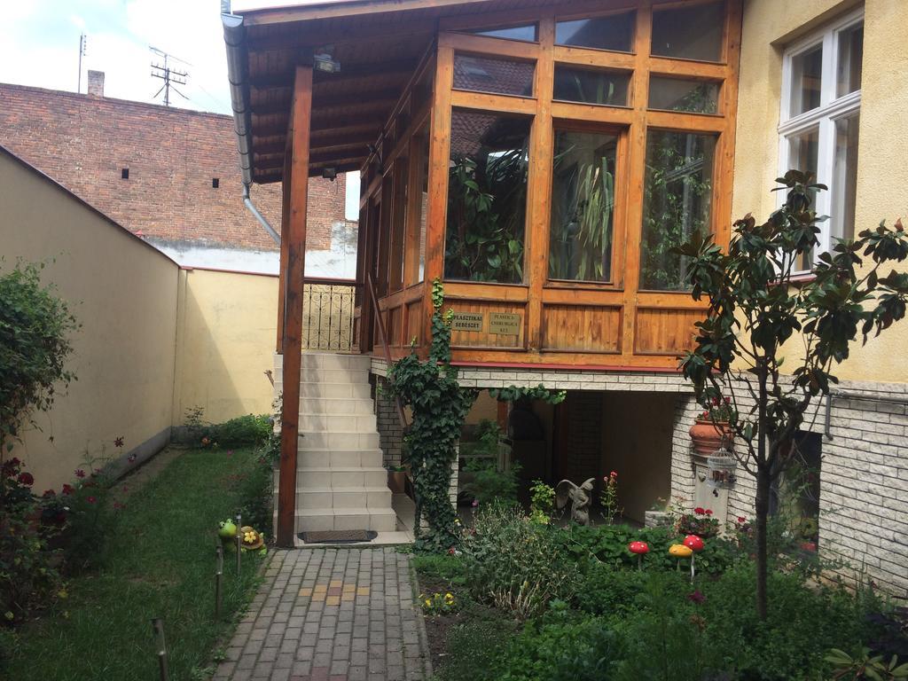 Apartament Lyrius Vendeghaz - Debreczyn Zewnętrze zdjęcie