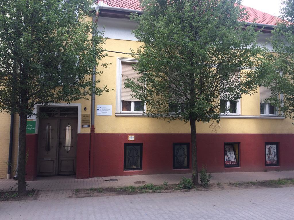 Apartament Lyrius Vendeghaz - Debreczyn Zewnętrze zdjęcie